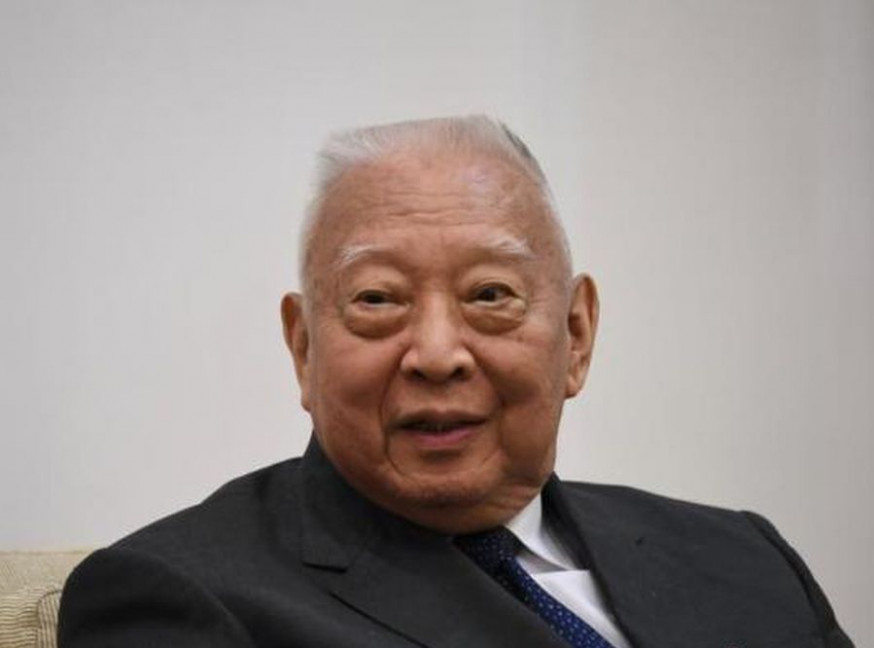 董建華指,香港過去兩年遭遇的挑戰,已超出政府的處理能力。中新社圖片