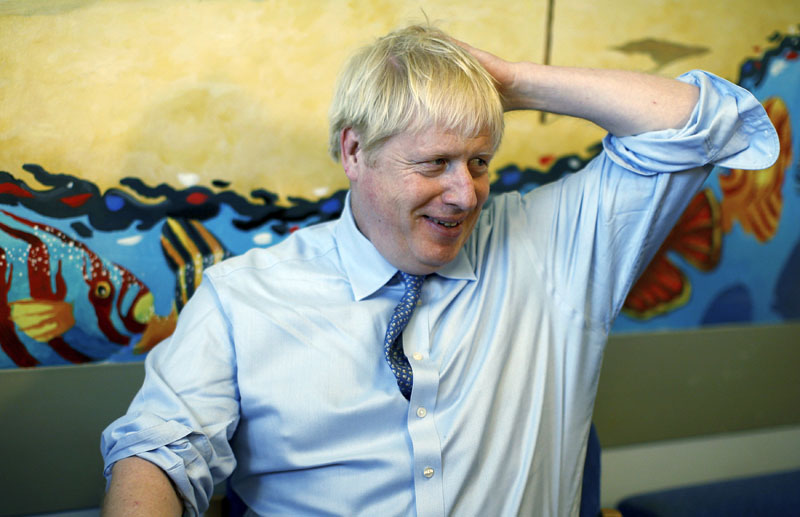 英國首相約翰遜表示,希望與歐盟就新的脫歐協議談判,呼籲對方妥協。AP
