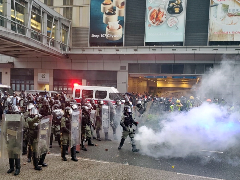 警方表示將會在短時間內使用最低的相應武力驅散。