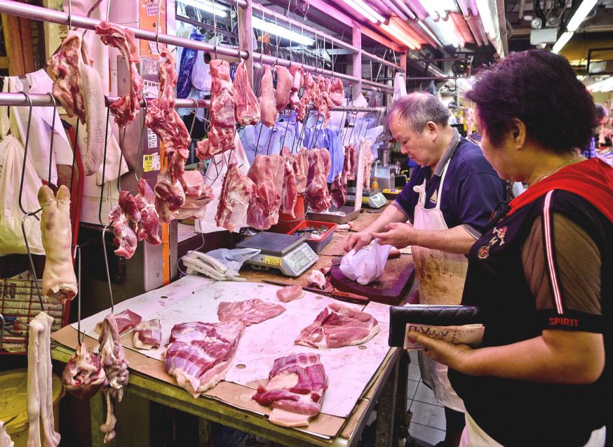 統計處數據顯示,新鮮瘦肉的零售價由4月每公斤平均76.5元,暴升逾倍至今年9月的每公斤159元。 資料圖片